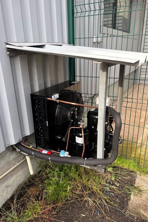Remplacement du moteur de chambre froide positive