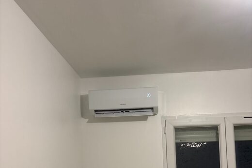 Installation d’une climatisation Heiwa dans une maison en rénovation – Confort et efficacité